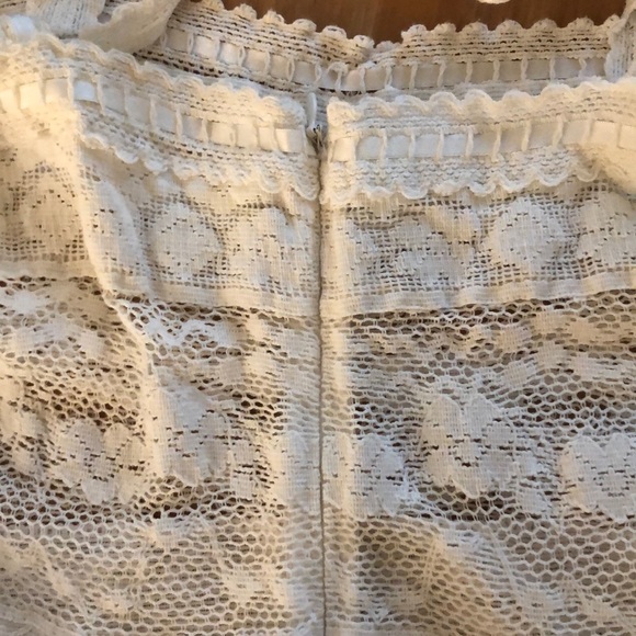 American Eagle Outfitters lace crop top - Picture 5 of 5